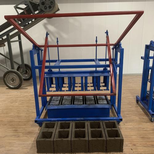 QT4-15D型砌块成型机产品介绍 QT4-15D型砌块成型机产品介绍